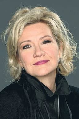 Photo of Élise Guilbault