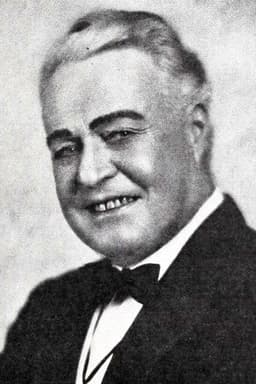 Photo of Howard Truesdale