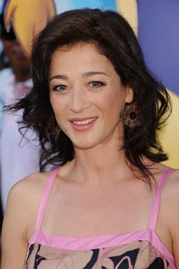 Photo of Moira Kelly