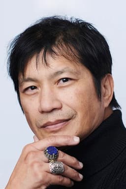 Photo of Dustin Nguyễn