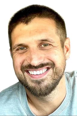 Photo of Evan Thomas