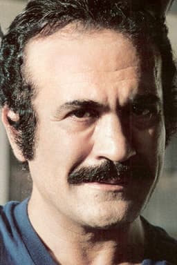Photo of Fereydoun Farrokhzad