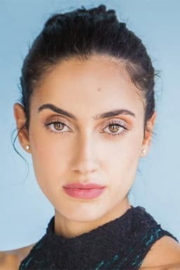 Photo of Sarah Yousef