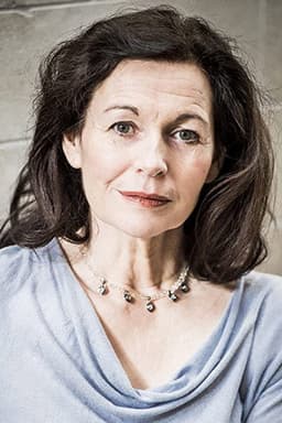 Photo of Maggie Cronin