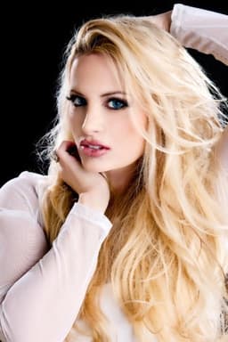 Photo of Yvette Rachelle