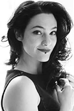 Photo of Danielle Arden