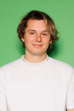 Photo of Sean Demmers