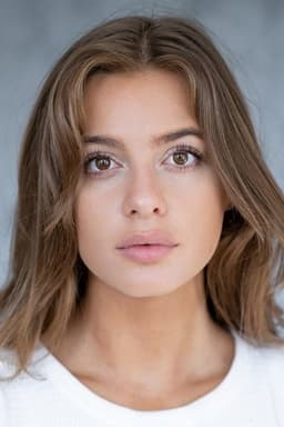 Photo of Nadia Parkes
