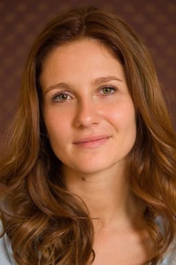 Photo of Aline Jones