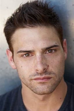 Photo of Nicholas Gunn