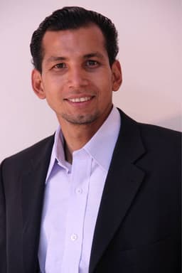 Photo of Tuan Oliveros