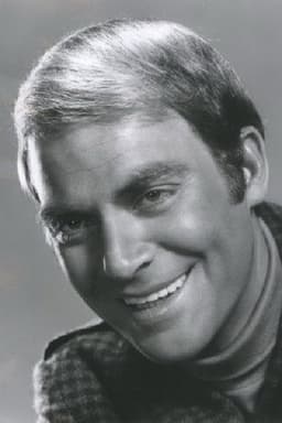 Photo of Ross Hagen