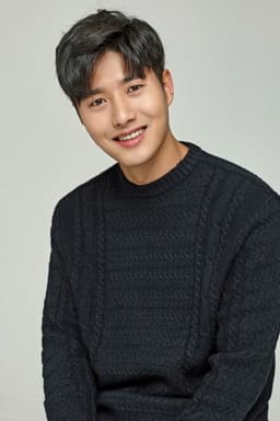 Photo of Shin Jung-yoon