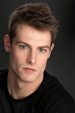 Photo of Zachary Roozen