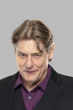 Photo of Darren Matthews