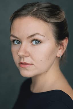 Photo of Ella Avron