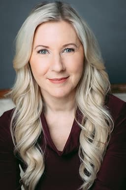 Photo of Liana Shannon