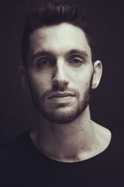 Photo of Simon Garshasebi