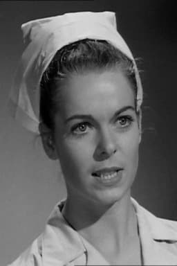 Photo of Sarah Brackett