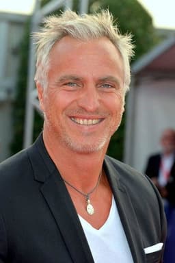 Photo of David Ginola