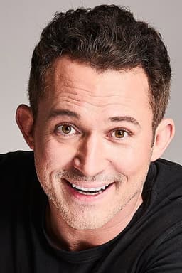 Photo of Justin Willman