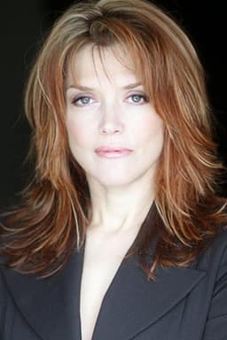 Photo of Lynda Boyd