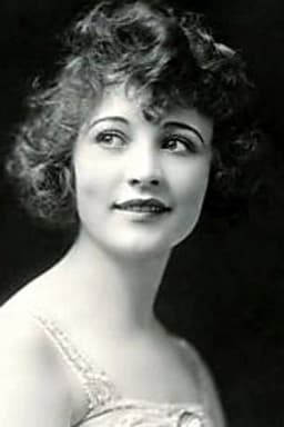 Photo of Grace Valentine
