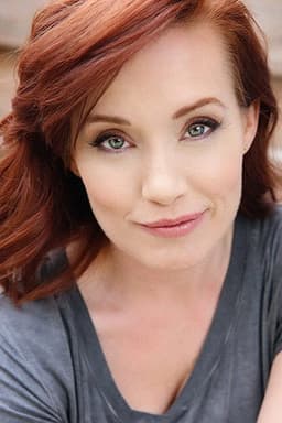 Photo of Paula Rhodes