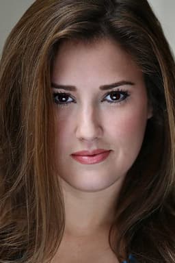Photo of Zoe Myers