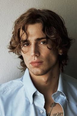 Photo of Vinnie Hacker