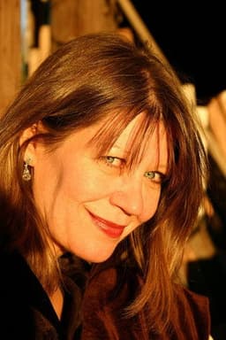 Photo of Annalee Jefferies