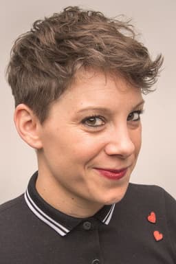 Photo of Suzi Ruffell