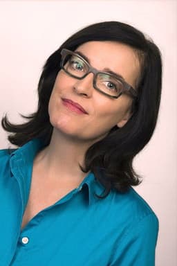 Photo of Nora Young