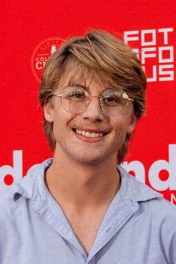 Photo of Kam Smith