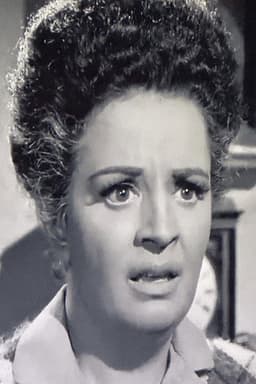 Photo of Nora Veryán