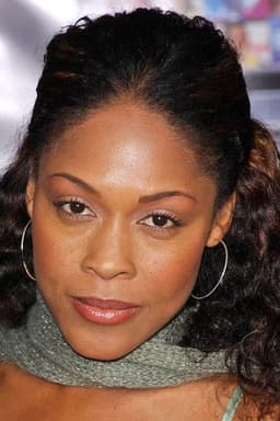 Photo of Monica Calhoun