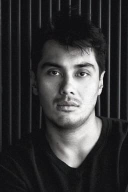 Photo of Gian Magdangal