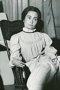 Photo of Kathleen Widdoes