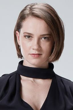 Photo of Ece Çeşmioğlu