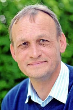 Photo of Helmut Müller-Enbergs