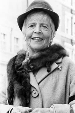 Photo of Patricia Hayes