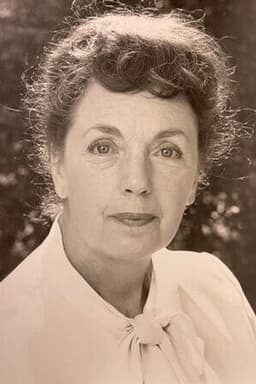 Photo of Helen Kleeb