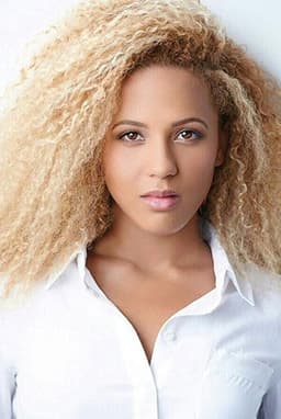 Photo of Robyn Alomar