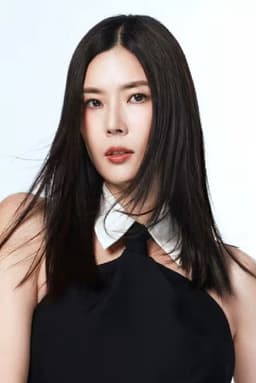 Photo of Carrie Wong