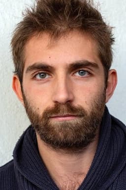 Photo of Jules Sadoughi