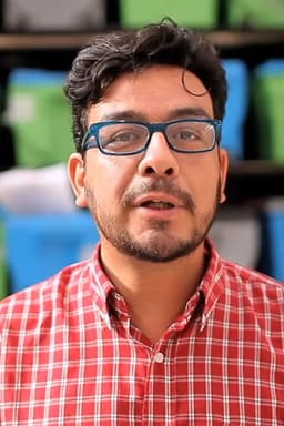 Photo of Héctor Velozo