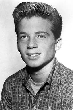 Photo of Bobby Diamond