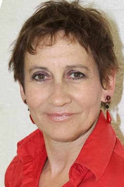 Photo of Caroline Loeb