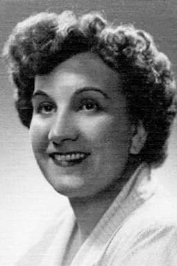 Photo of Lucie Mitchell