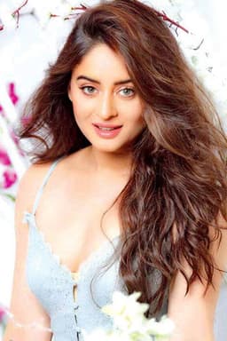 Photo of Mahhi Vij